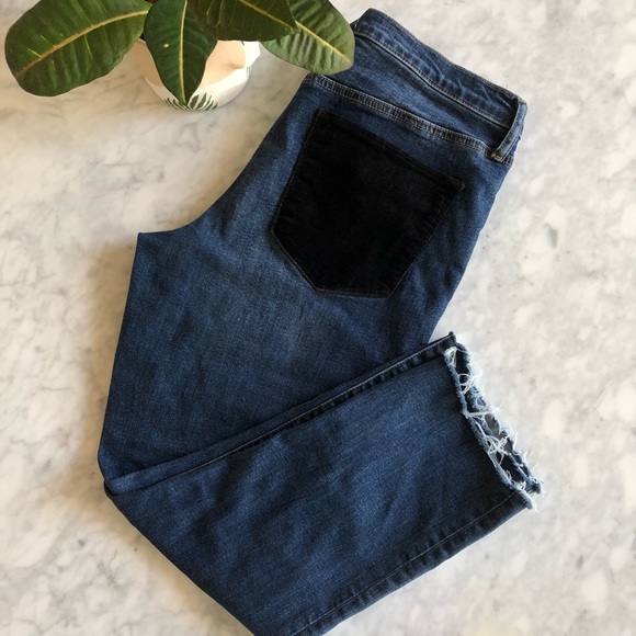 BOGO50%GAP True Skinny Distressed Hem Velvet Detai - Picture 6 of 8